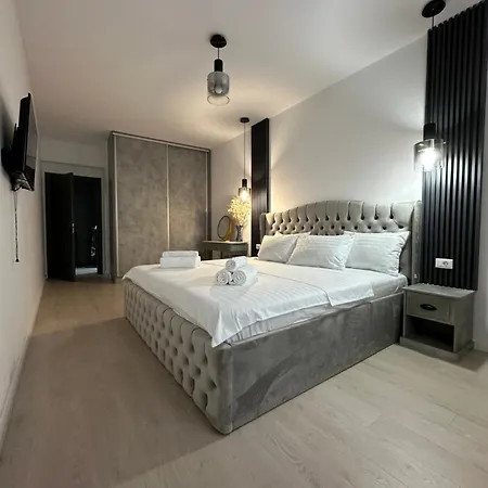 Modern 2Br Apartment, Free Parking, Near City Center & Metro-3